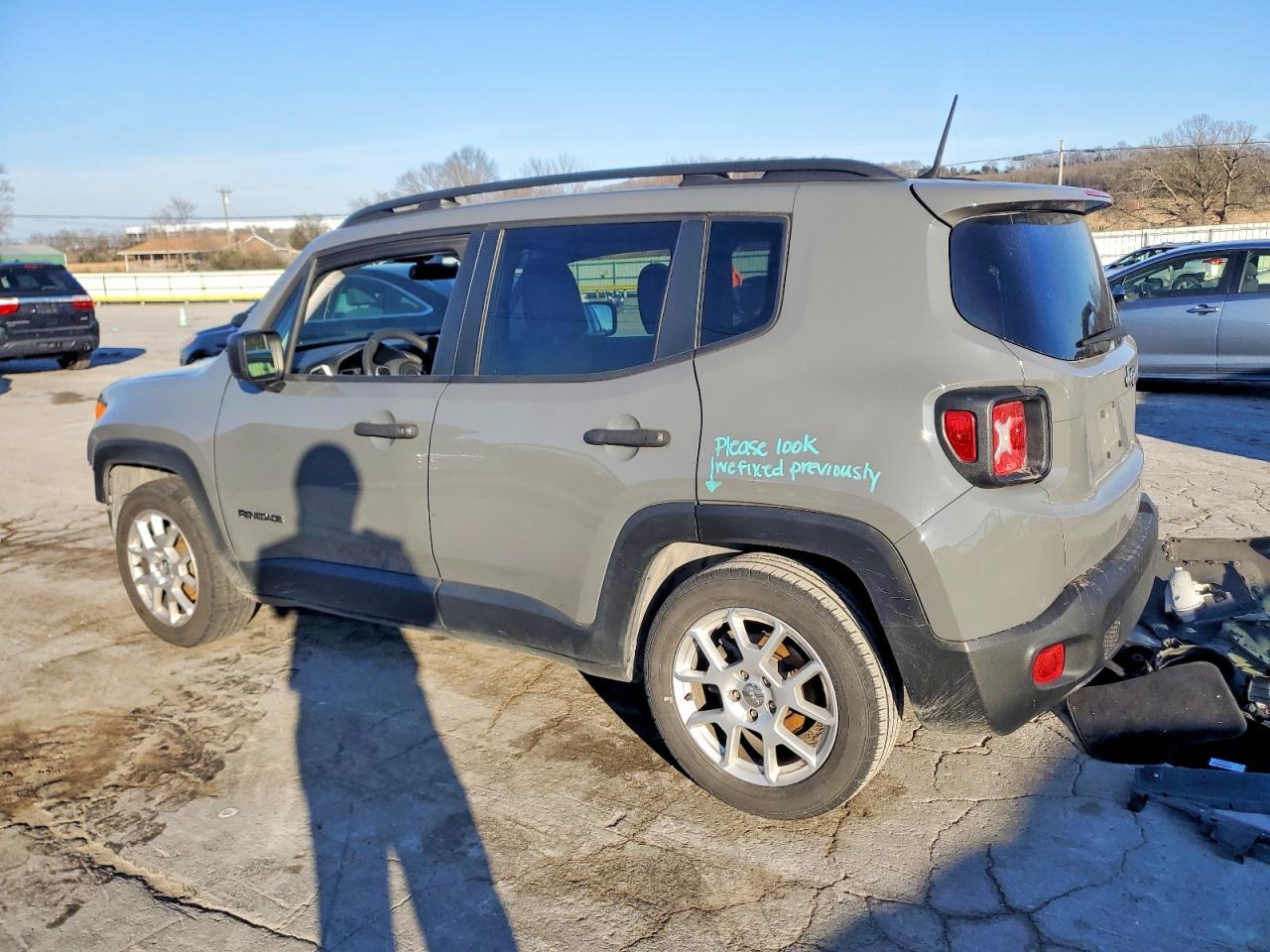 2020 JEEP RENEGADE SPORT photo 2