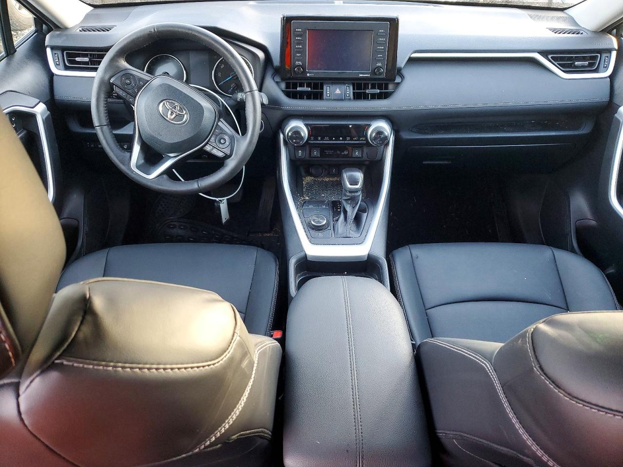 2021 TOYOTA RAV4 XLE PREMIUM photo 8