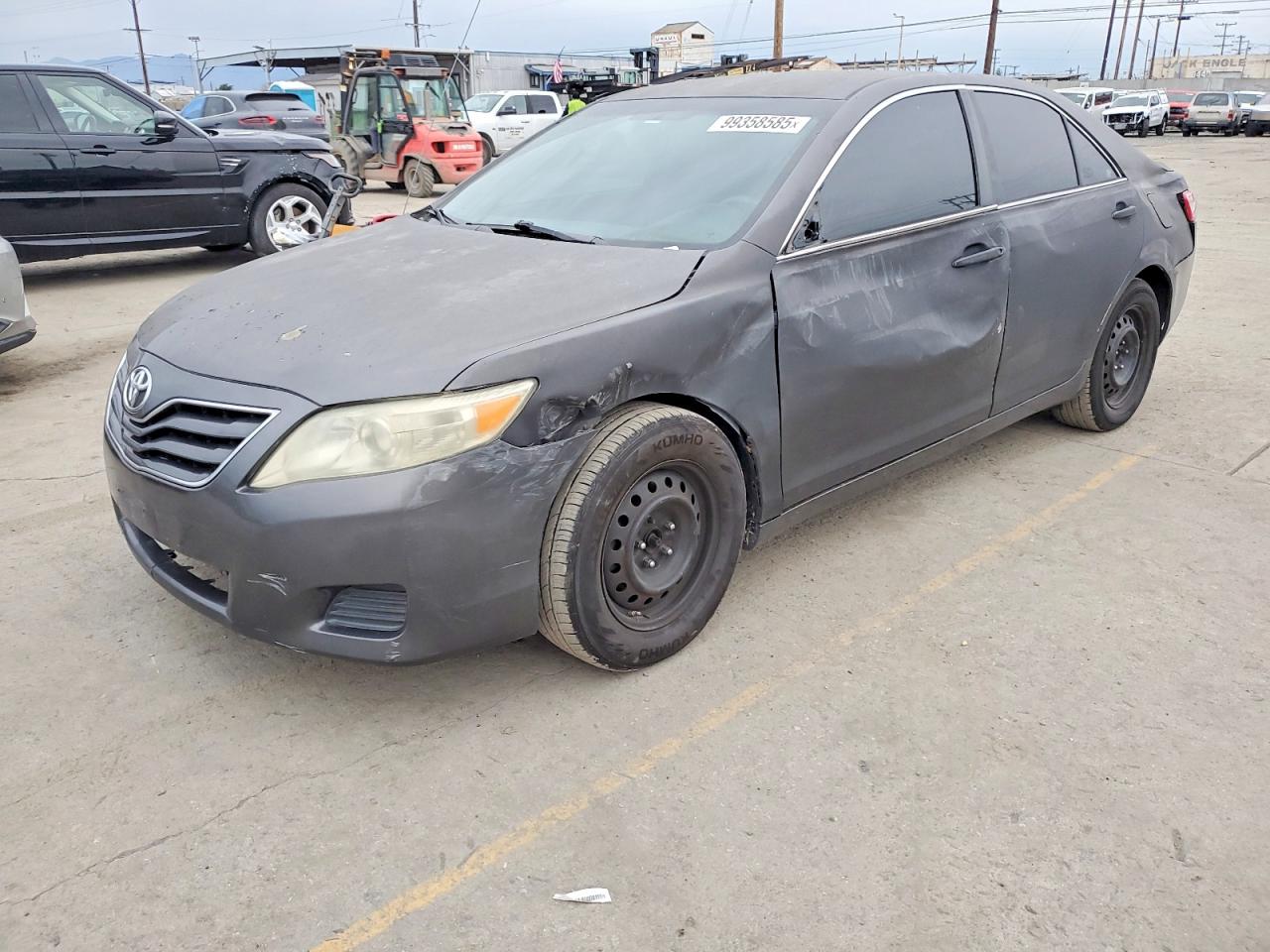 2011 TOYOTA CAMRY