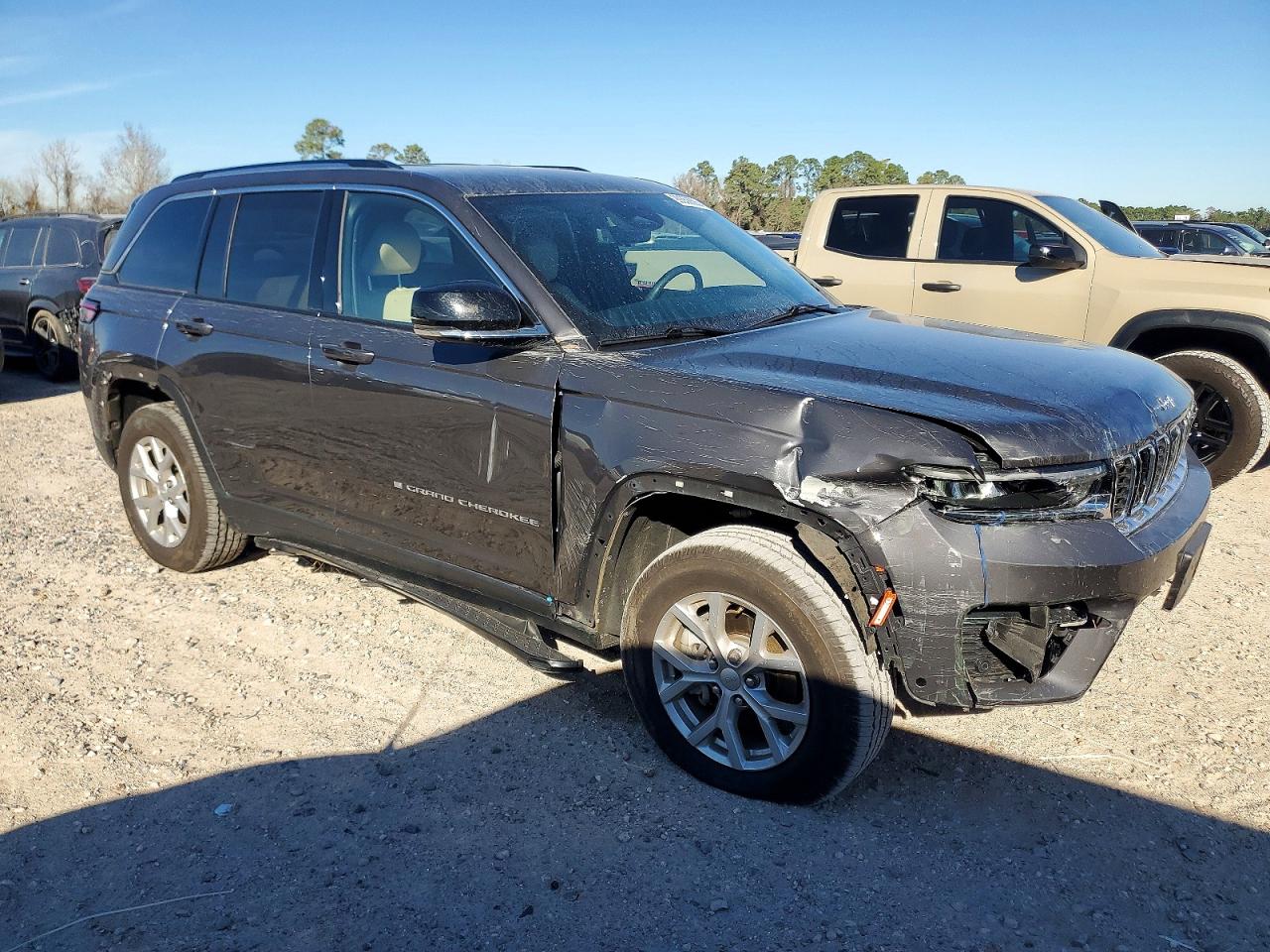 2023 JEEP GRAND CHEROKEE LIMITED photo 4