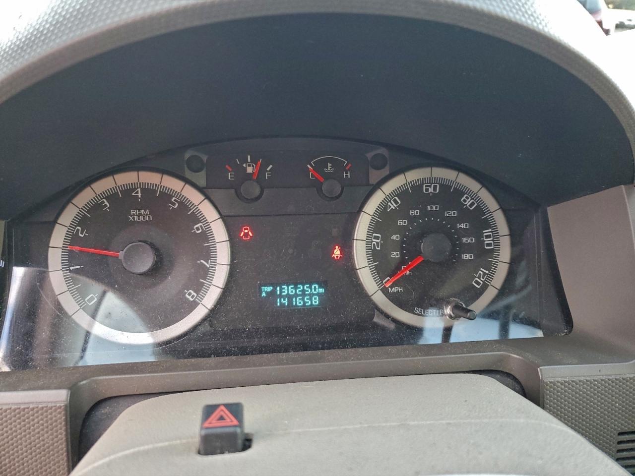2008 FORD ESCAPE XLT photo 9