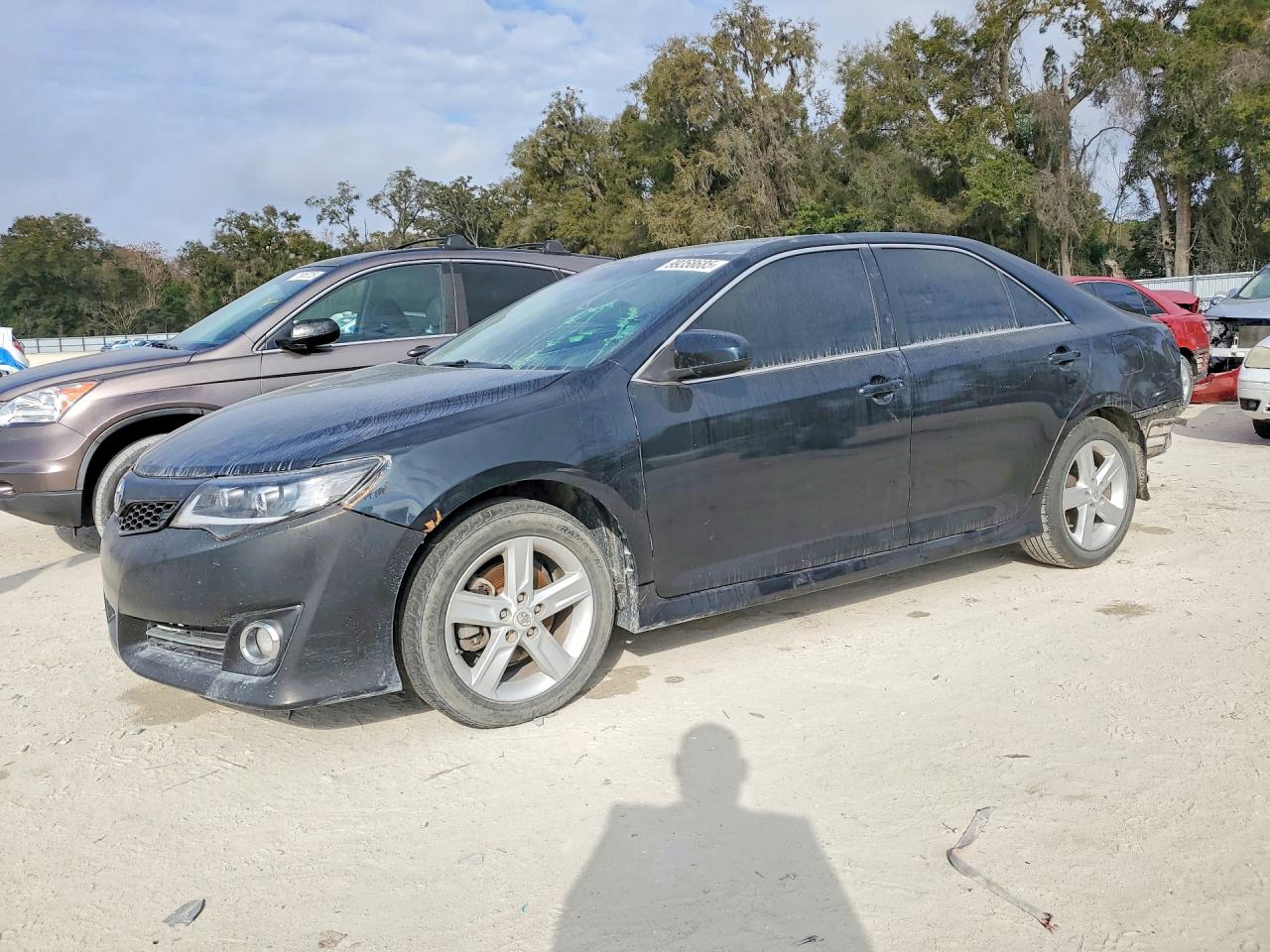 2013 TOYOTA CAMRY