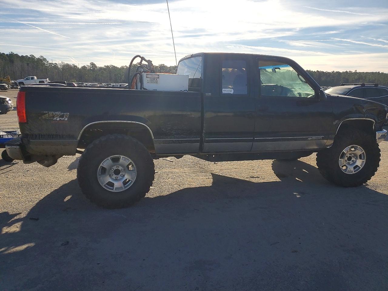 1995 CHEVROLET GMT-400 K1500 photo 3