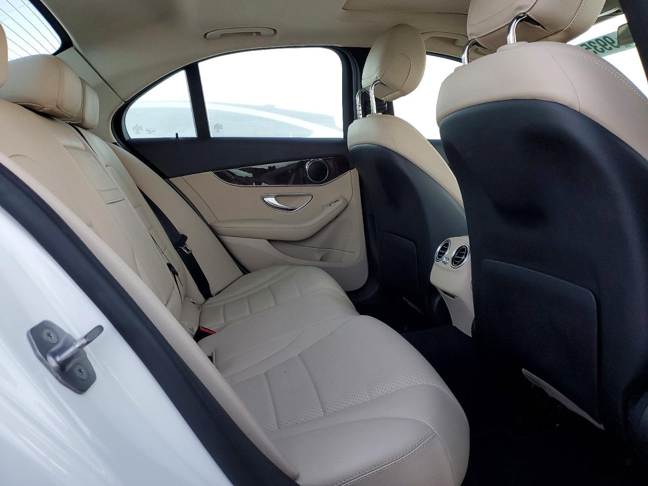 2019 MERCEDES-BENZ C 300 photo 10