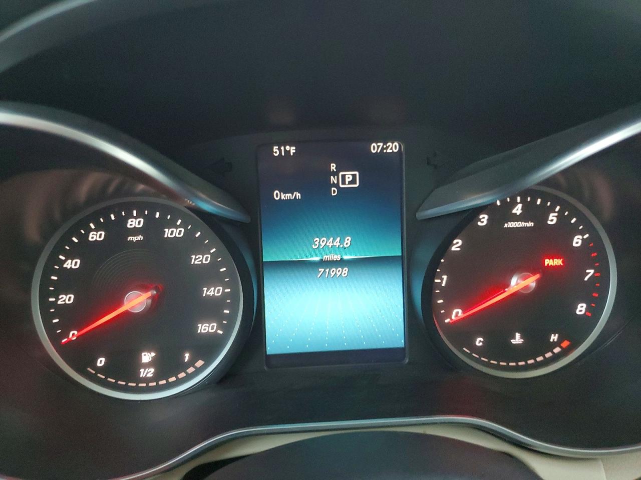 2019 MERCEDES-BENZ C 300 photo 9
