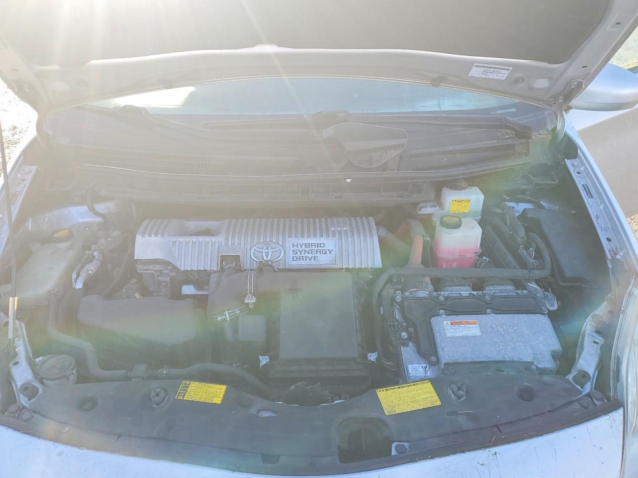2012 TOYOTA PRIUS photo 12