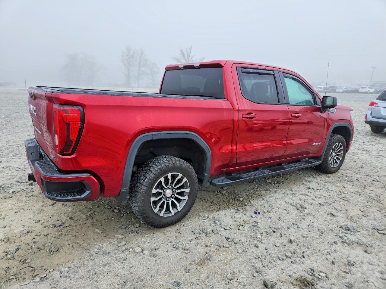 2021 GMC SIERRA K1500 AT4 photo 3