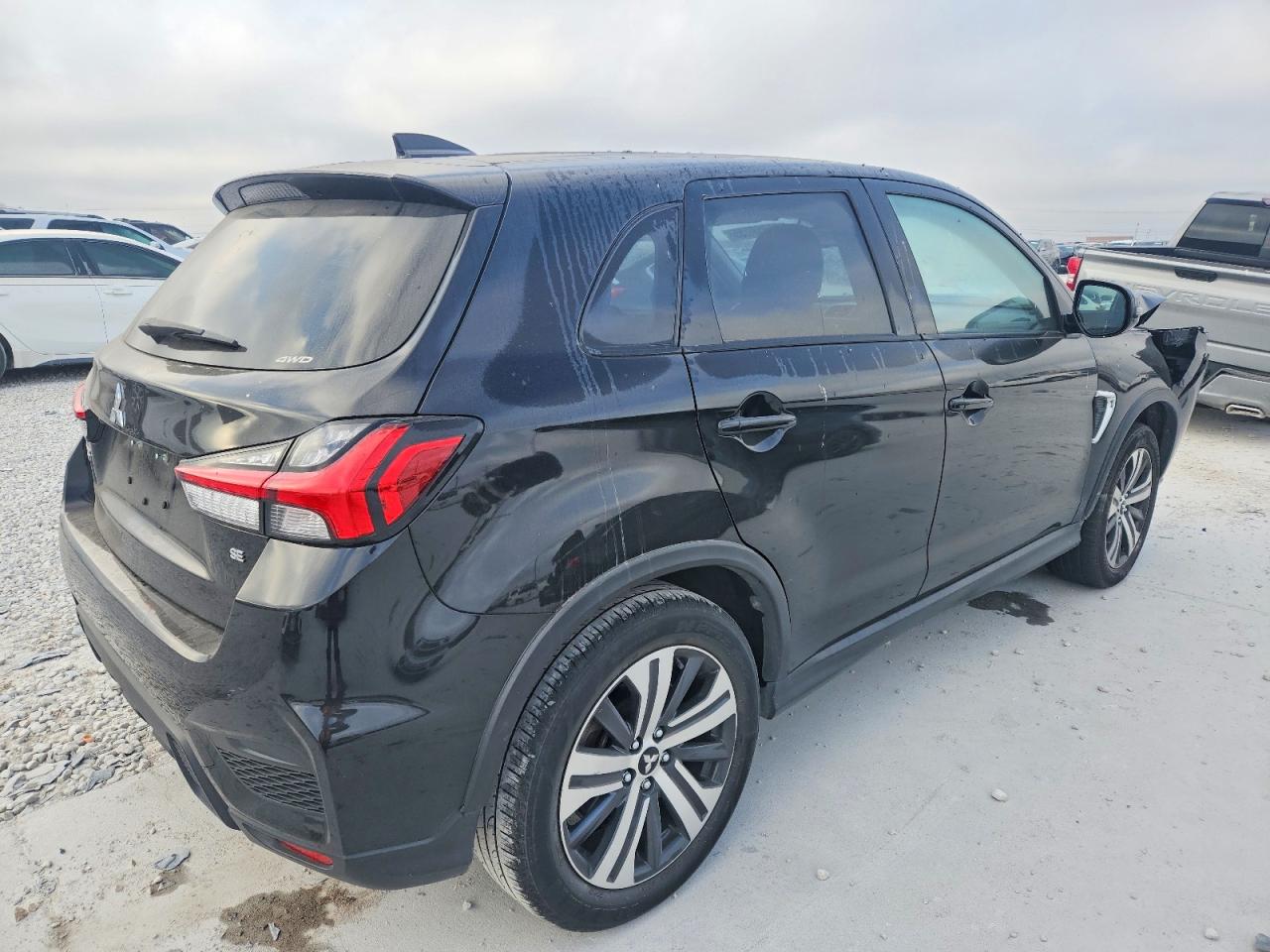 2023 MITSUBISHI OUTLANDER SPORT S/SE photo 3