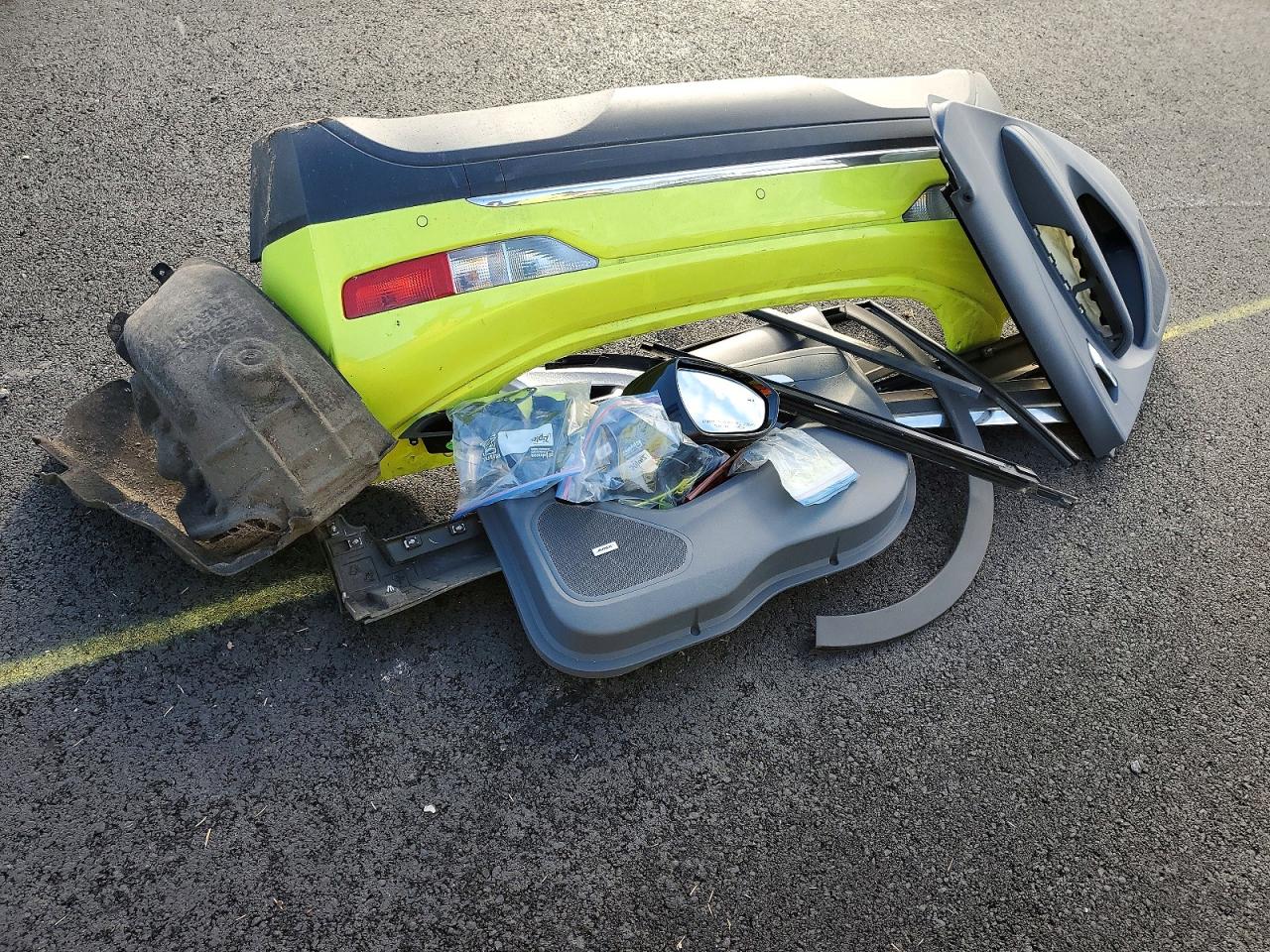 2019 CHEVROLET BOLT EV PREMIER photo 12