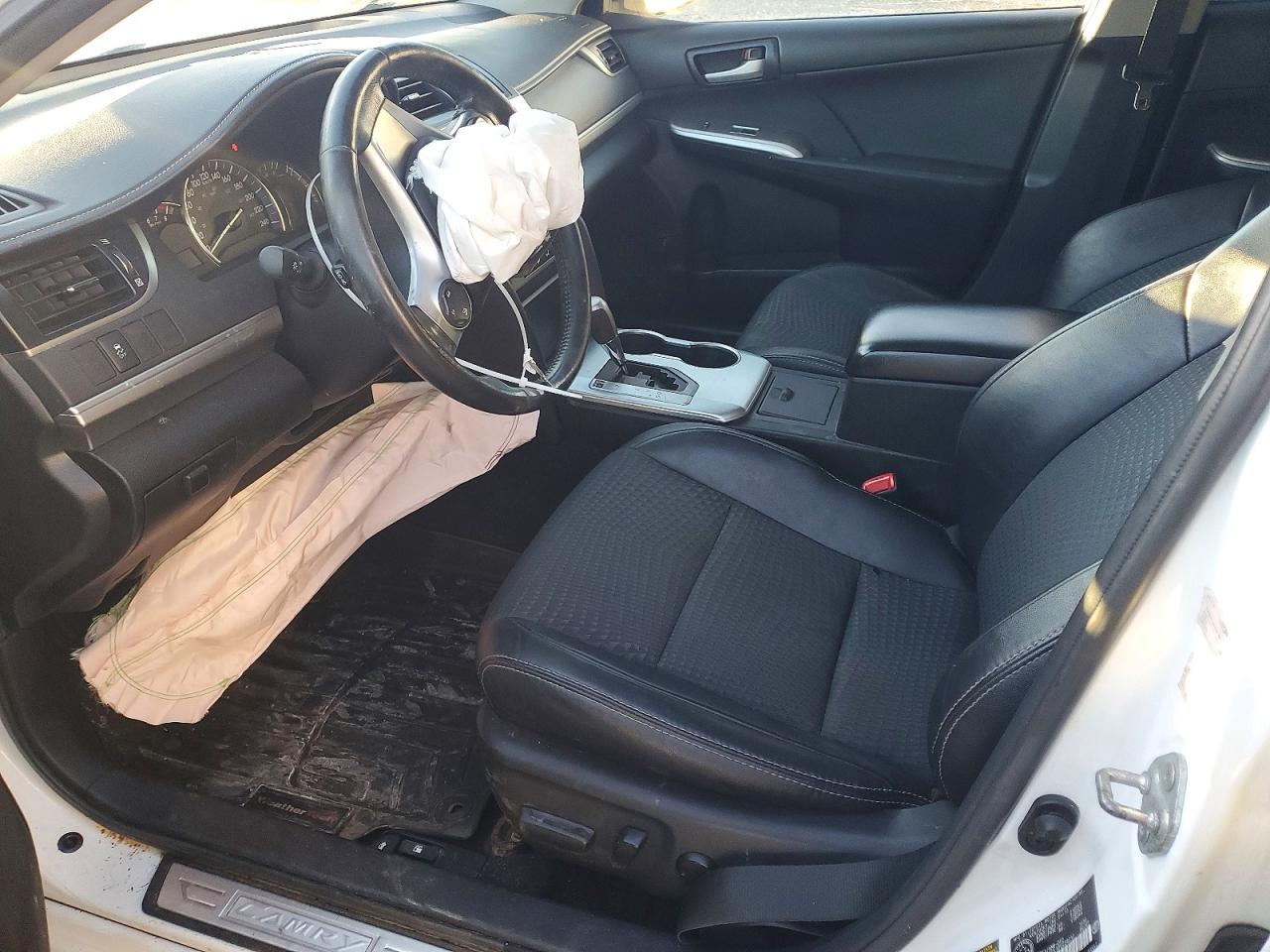 2013 TOYOTA CAMRY L photo 7