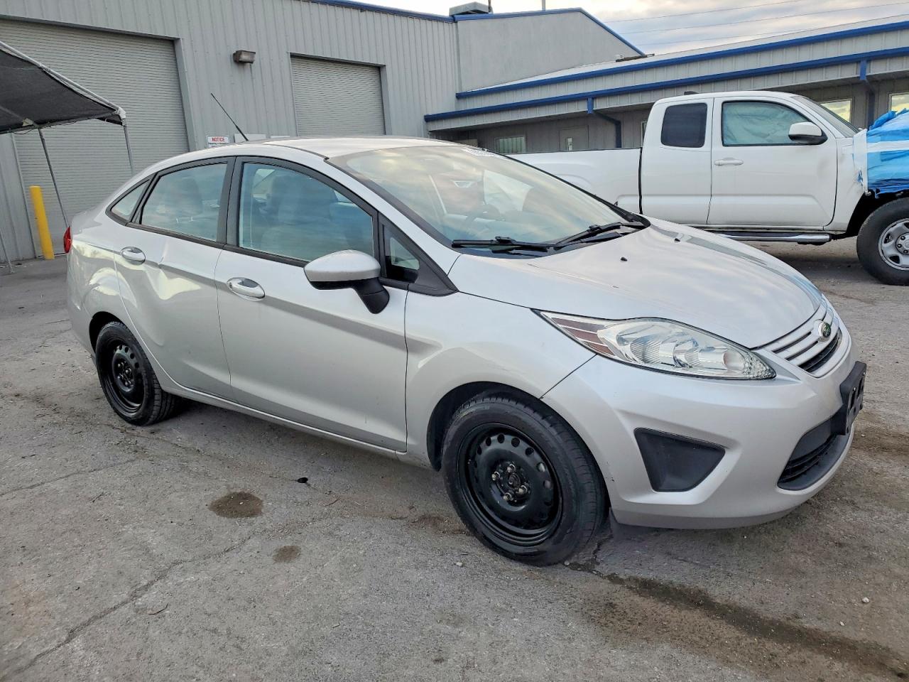 2012 FORD FIESTA S photo 4