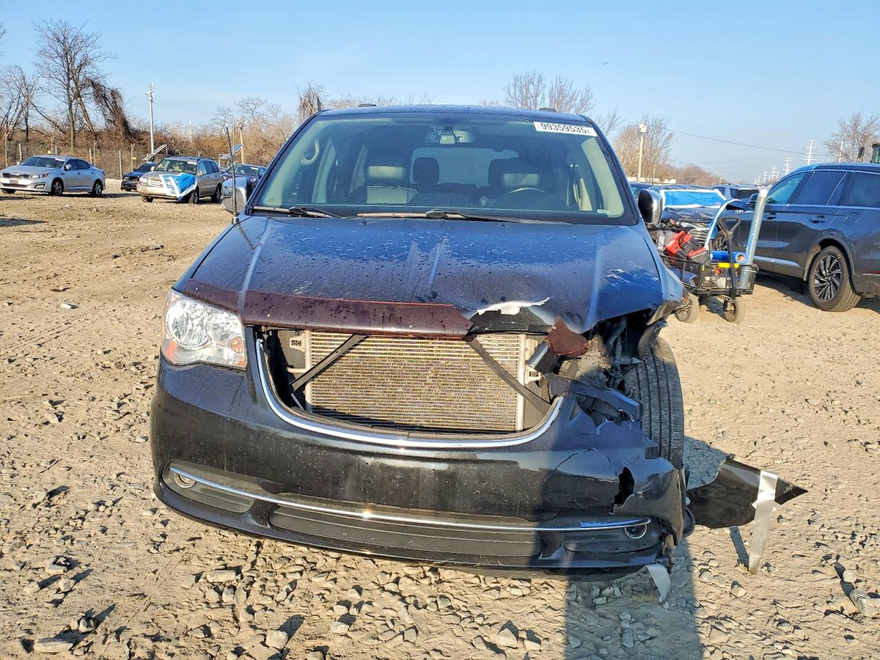 2012 CHRYSLER TOWN & COUNTRY TOURING L photo 5