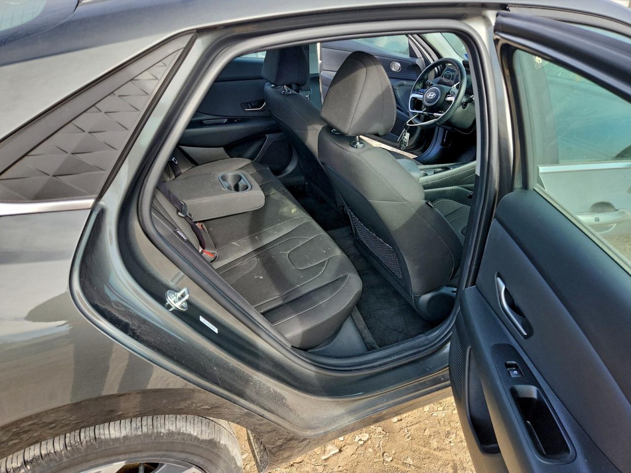 2025 HYUNDAI ELANTRA SEL photo 10