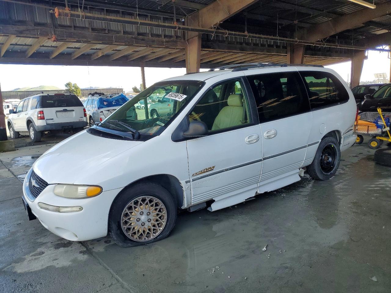 1998 CHRYSLER TOWN & COUNTRY