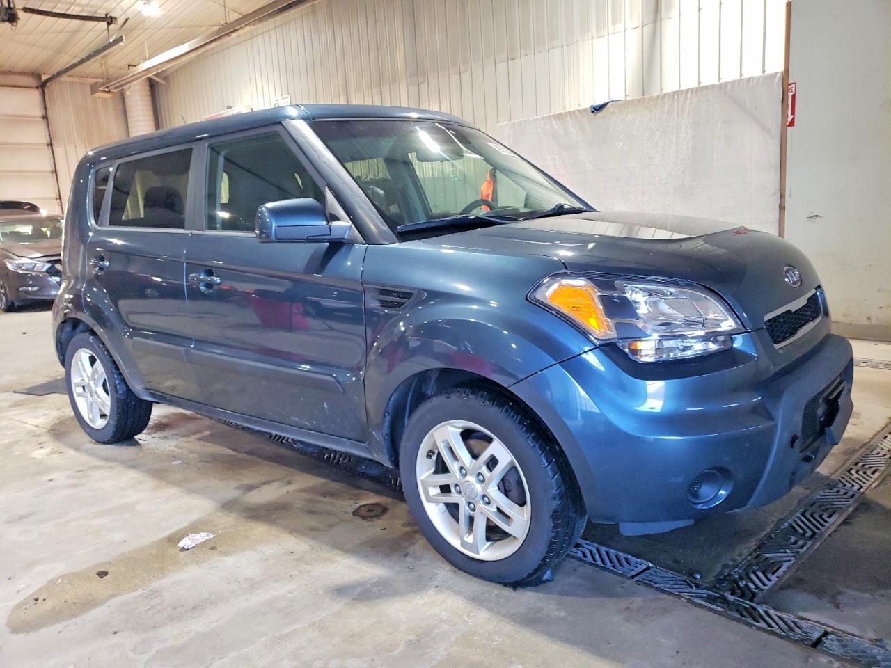 2011 KIA SOUL + photo 4