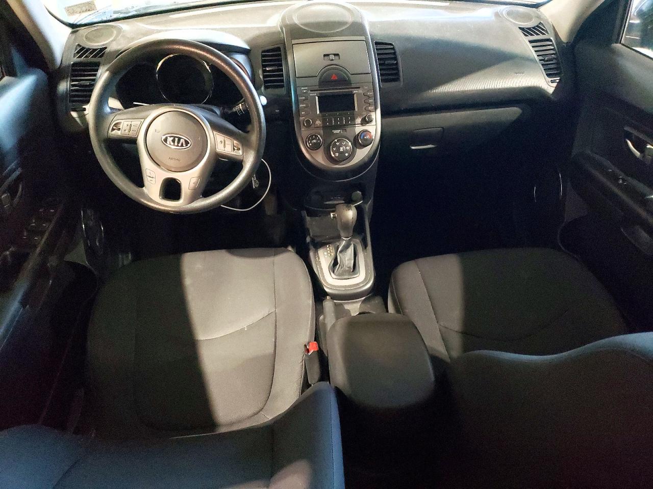 2011 KIA SOUL + photo 8