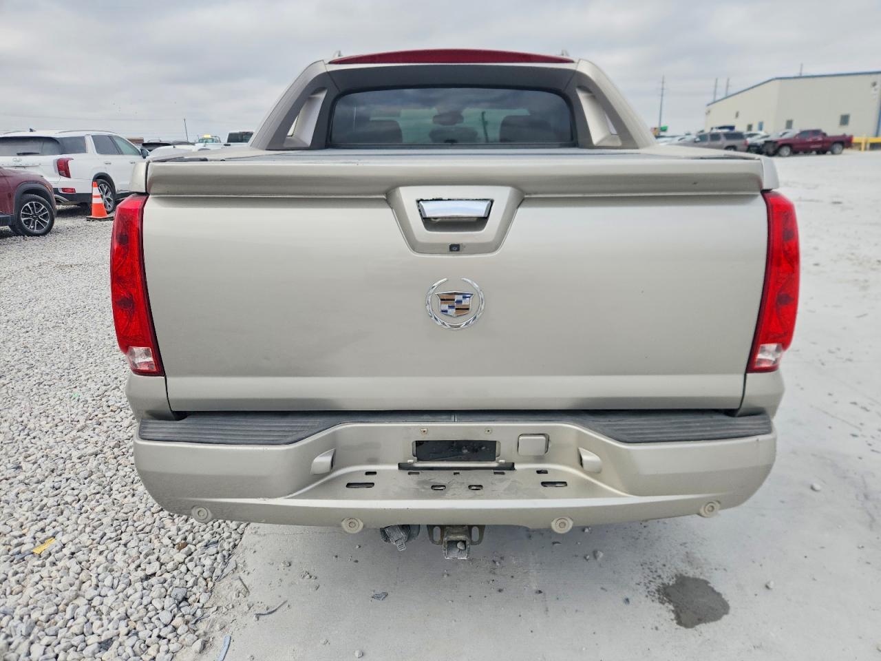 2008 CADILLAC ESCALADE EXT photo 6