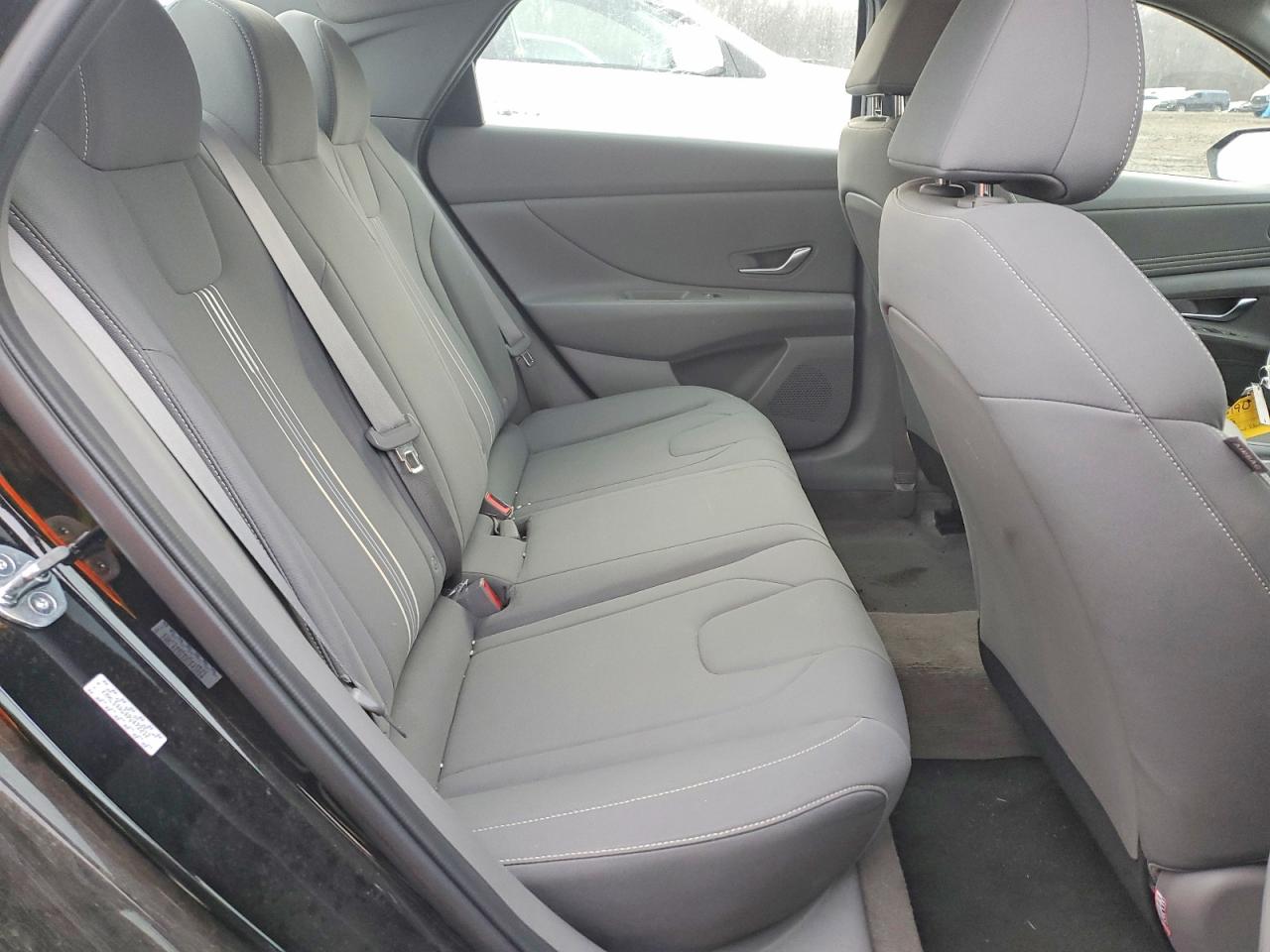 2023 HYUNDAI ELANTRA SEL photo 10