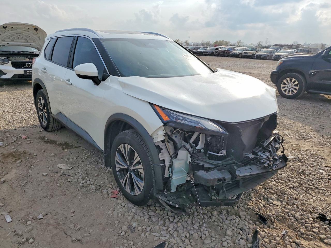 2023 NISSAN ROGUE SV photo 4