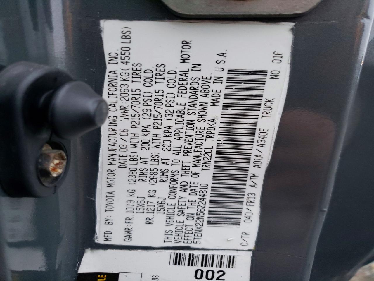 2006 TOYOTA TACOMA photo 13