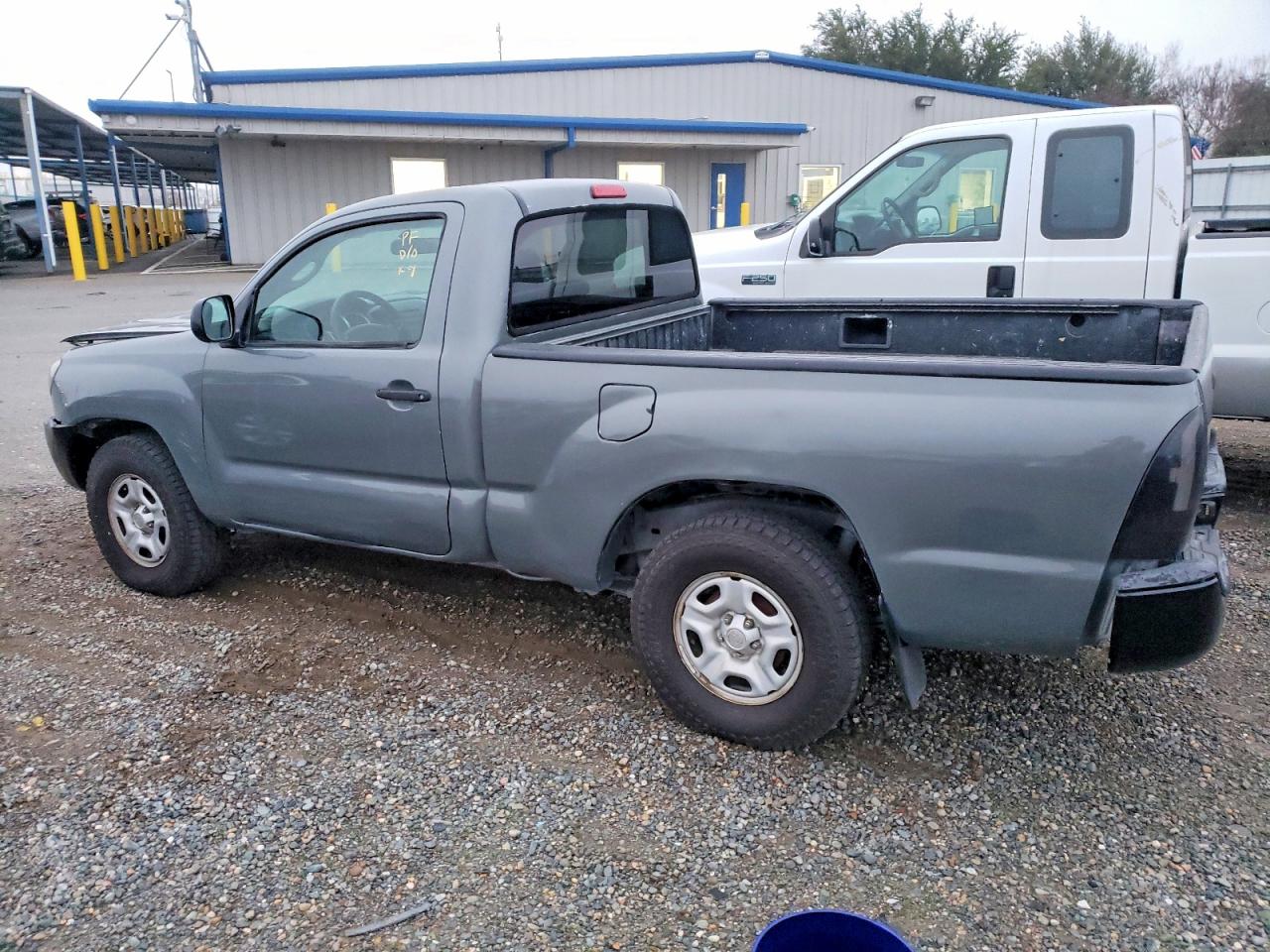 2006 TOYOTA TACOMA photo 2