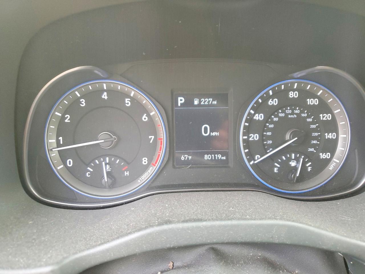 2020 HYUNDAI KONA SEL photo 9