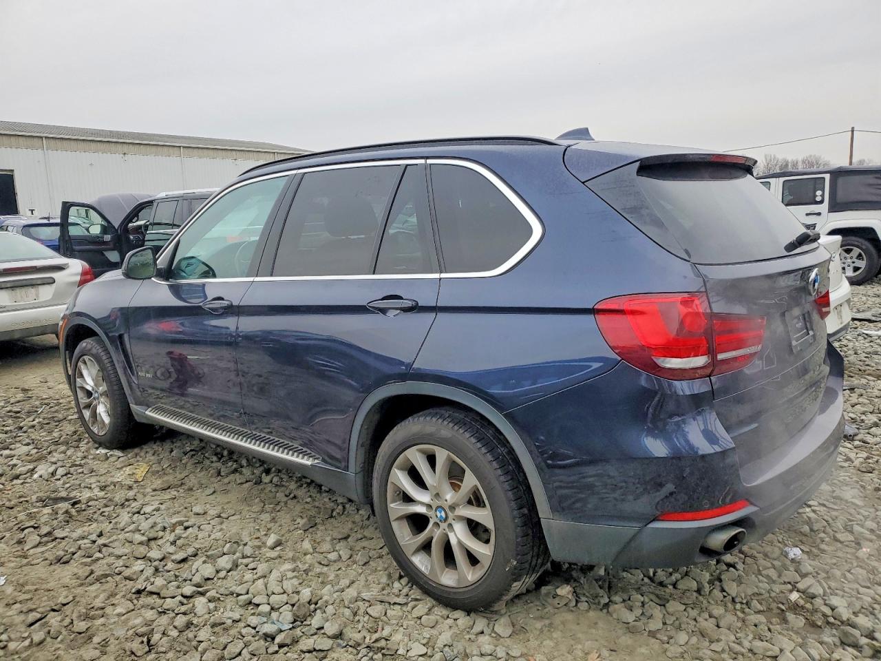 2016 BMW X5 XDRIVE35I photo 2