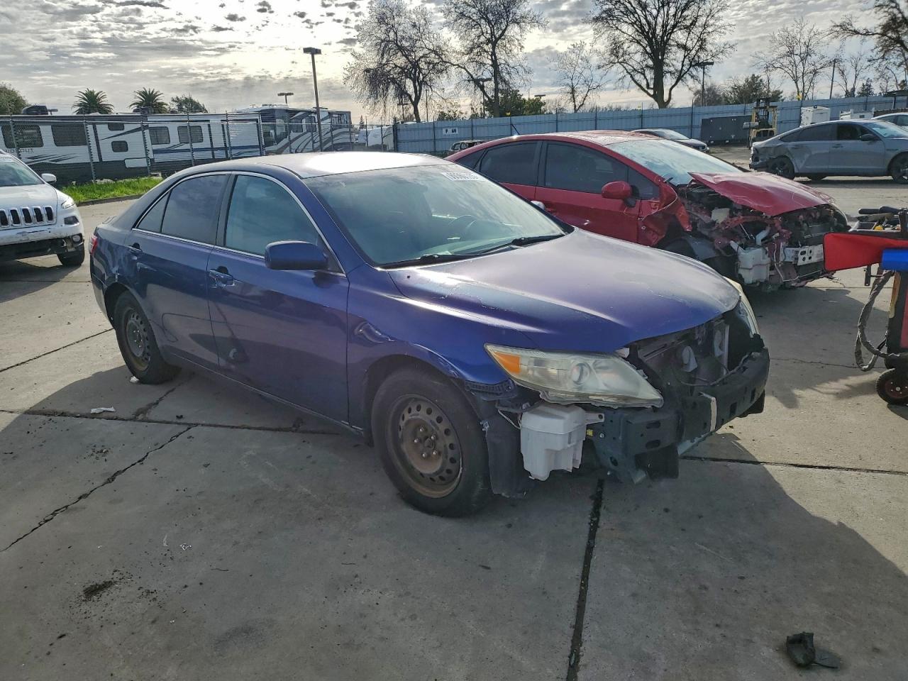 2010 TOYOTA CAMRY BASE photo 4