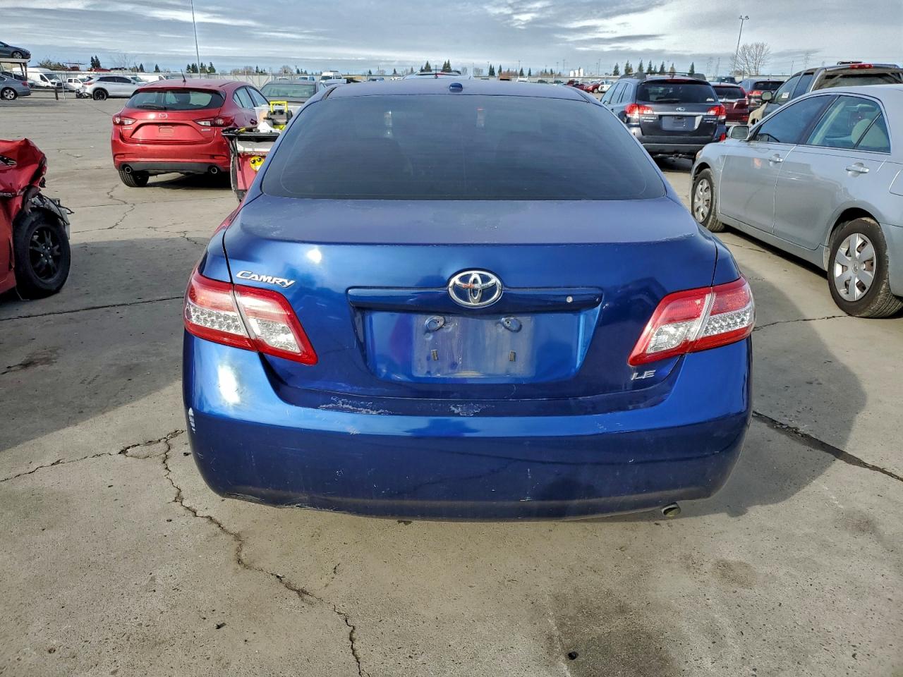 2010 TOYOTA CAMRY BASE photo 6
