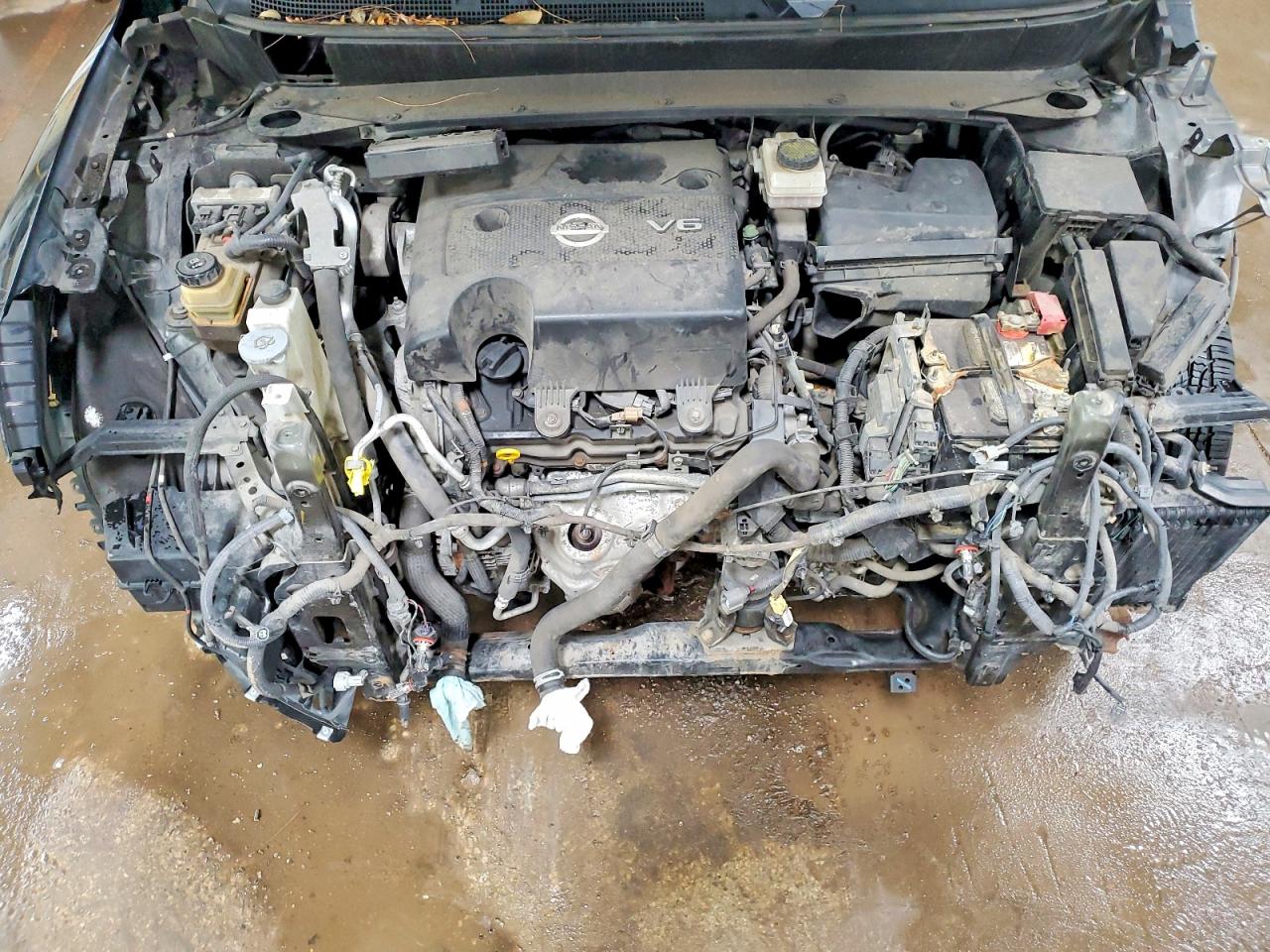 2013 NISSAN PATHFINDER S photo 12