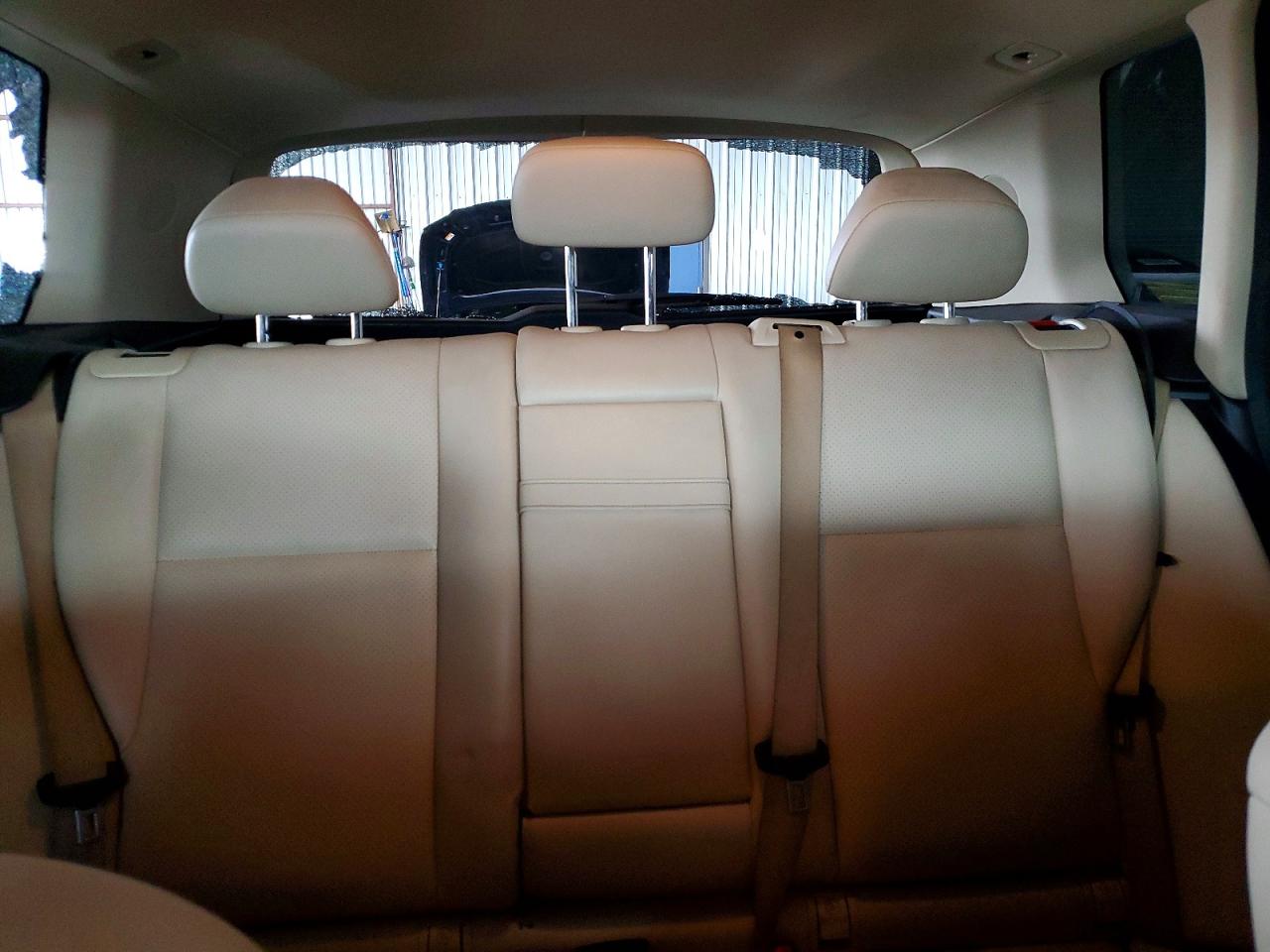 2014 MERCEDES-BENZ GLK 350 photo 10