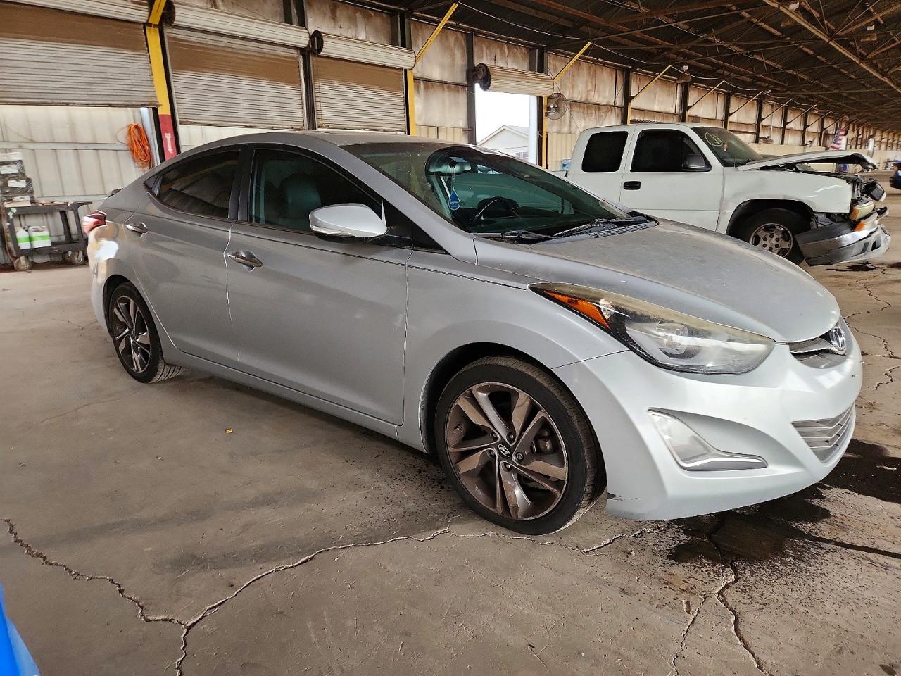 2014 HYUNDAI ELANTRA SE photo 4