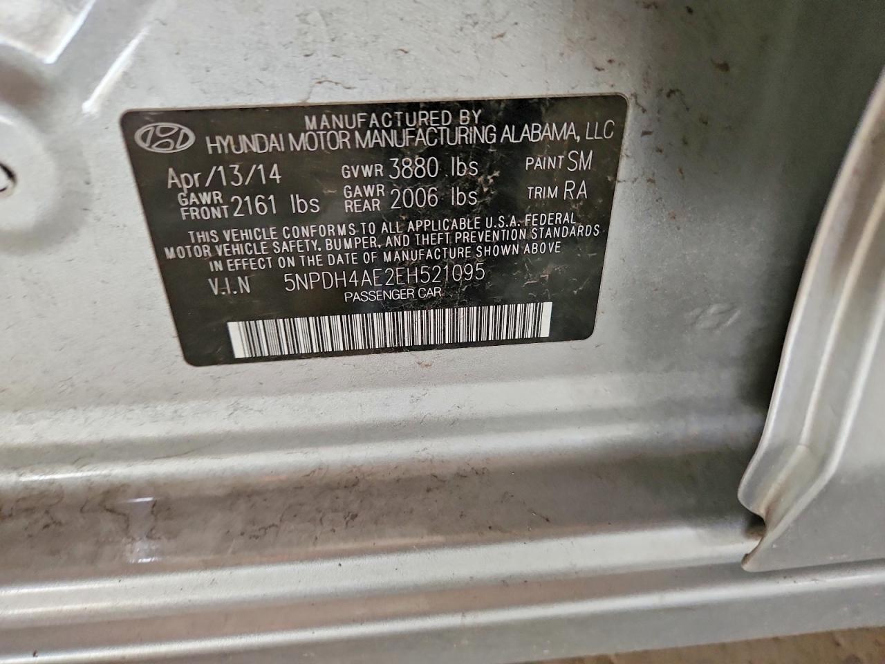 2014 HYUNDAI ELANTRA SE photo 12