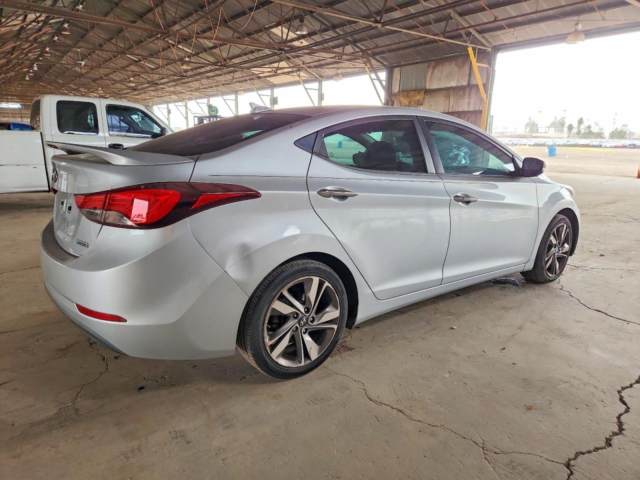 2014 HYUNDAI ELANTRA SE photo 3