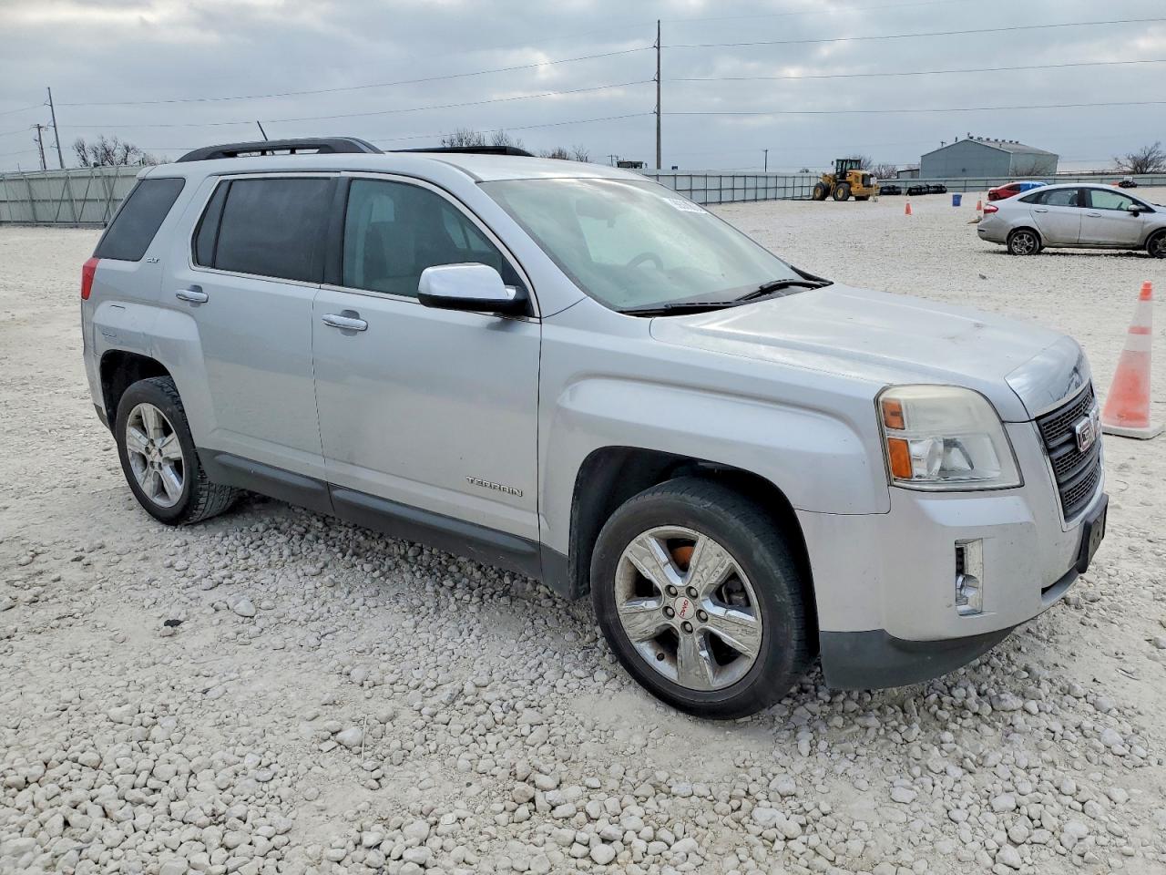2015 GMC TERRAIN SLT photo 4