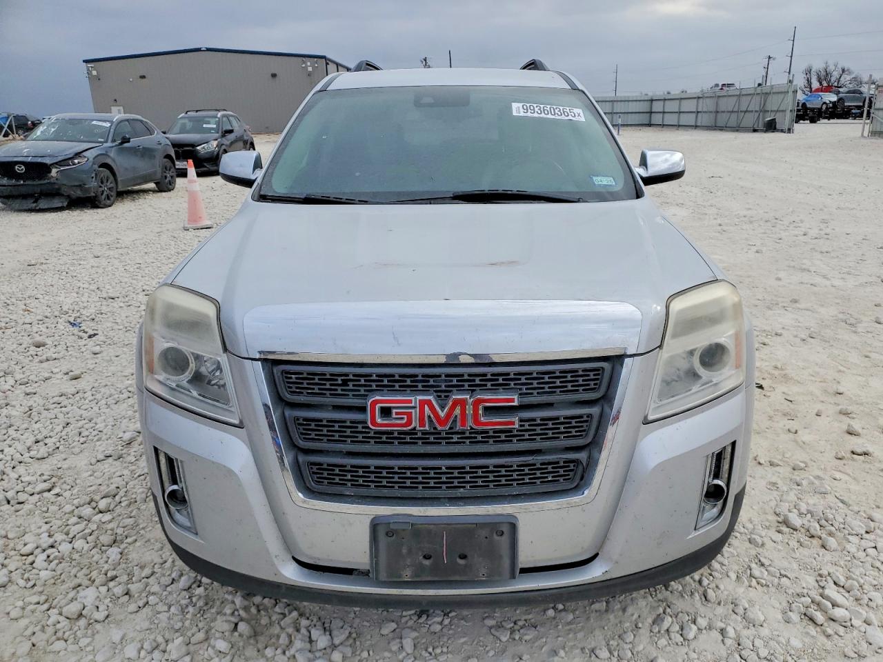 2015 GMC TERRAIN SLT photo 5