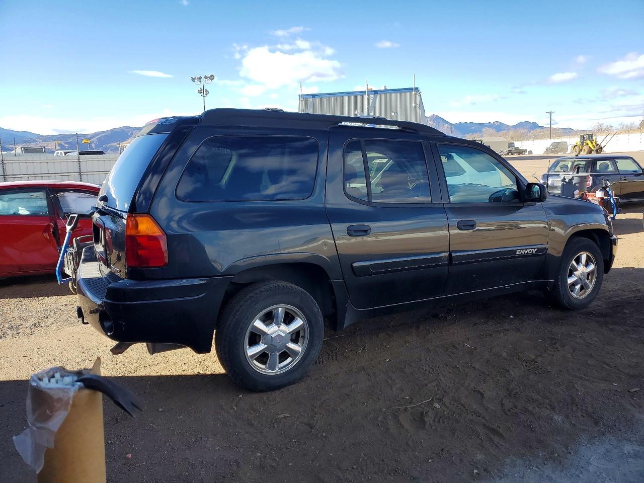 2004 GMC ENVOY XL photo 3