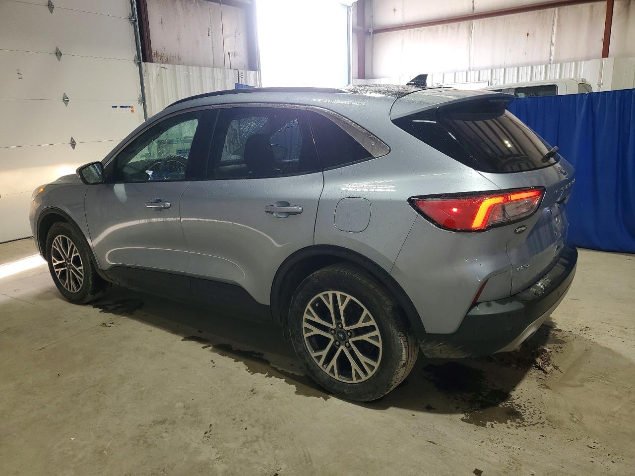 2022 FORD ESCAPE SEL photo 2