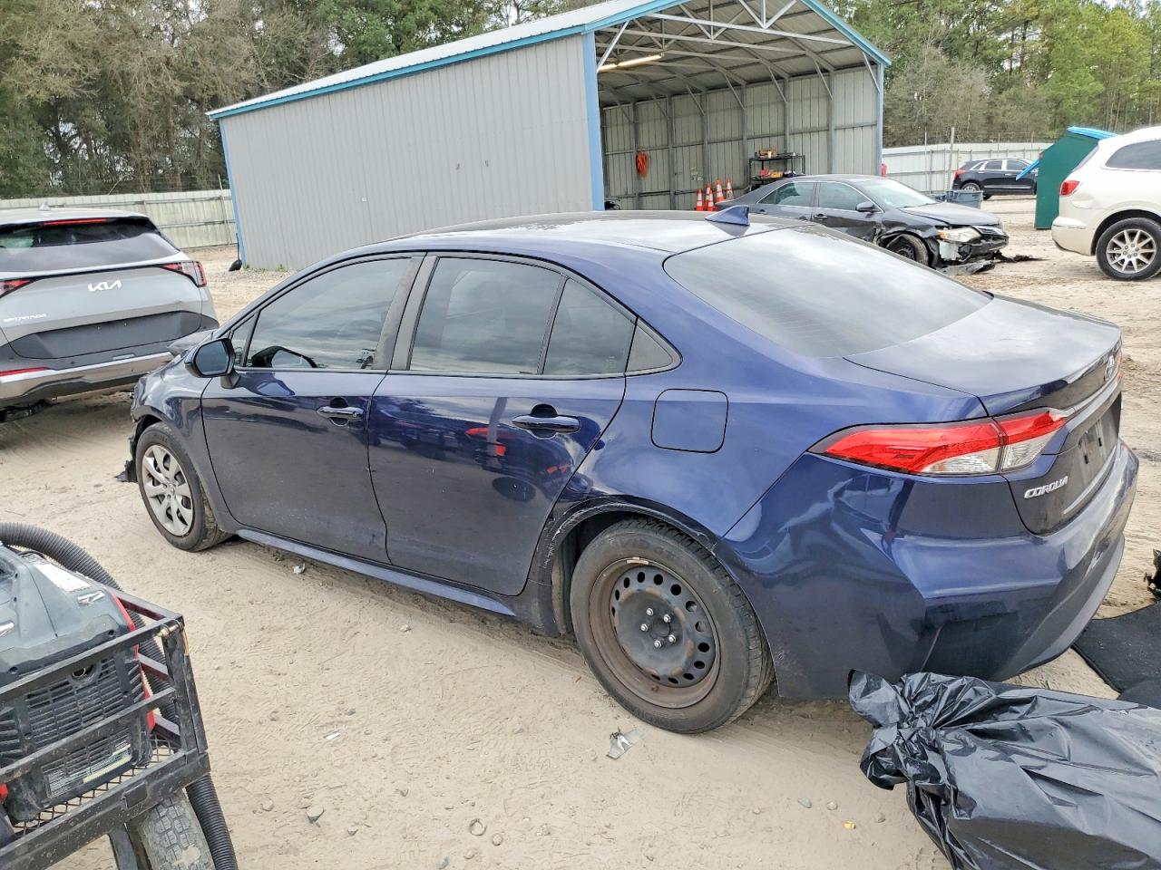 2022 TOYOTA COROLLA LE photo 2