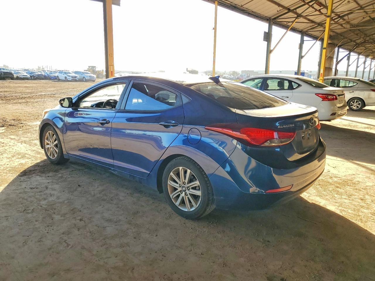 2016 HYUNDAI ELANTRA SE photo 2