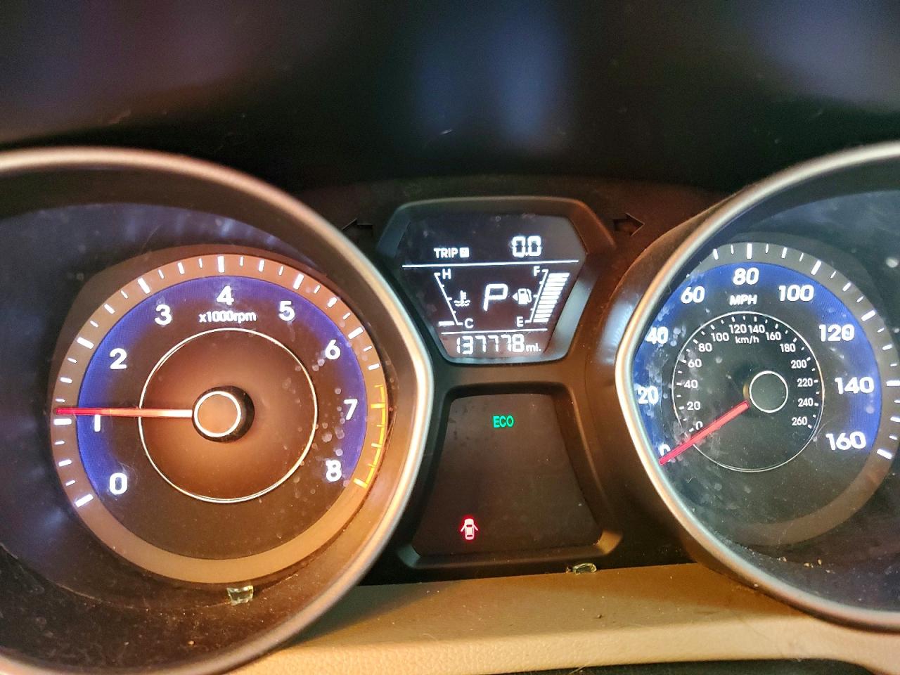 2016 HYUNDAI ELANTRA SE photo 9