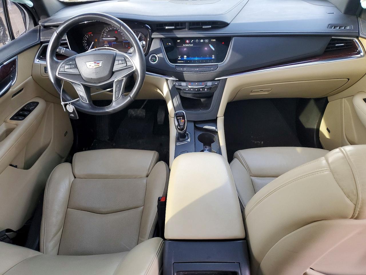 2017 CADILLAC XT5 LUXURY photo 8