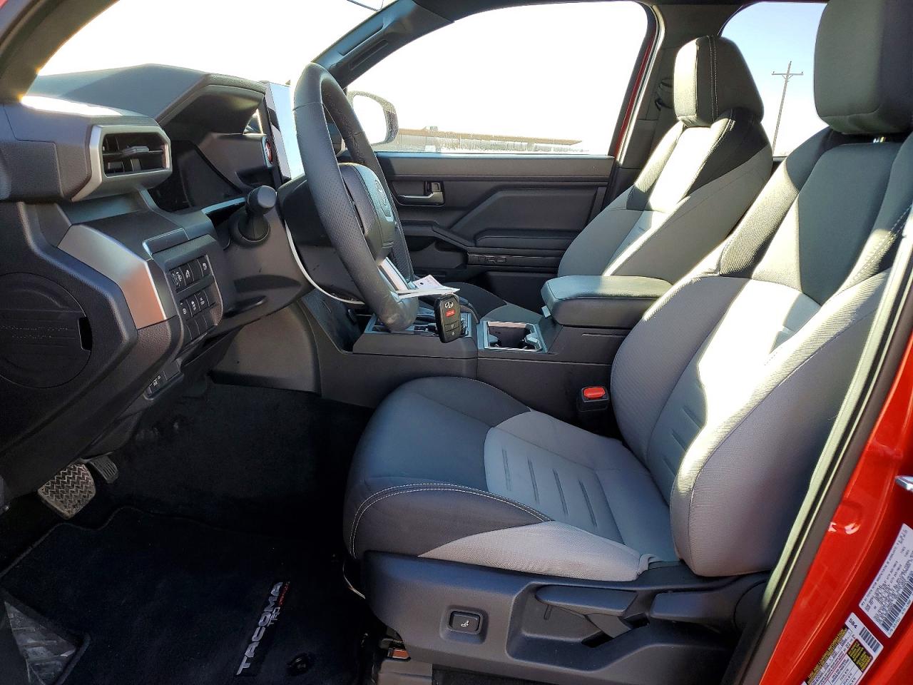 2025 TOYOTA TACOMA DOUBLE CAB photo 7