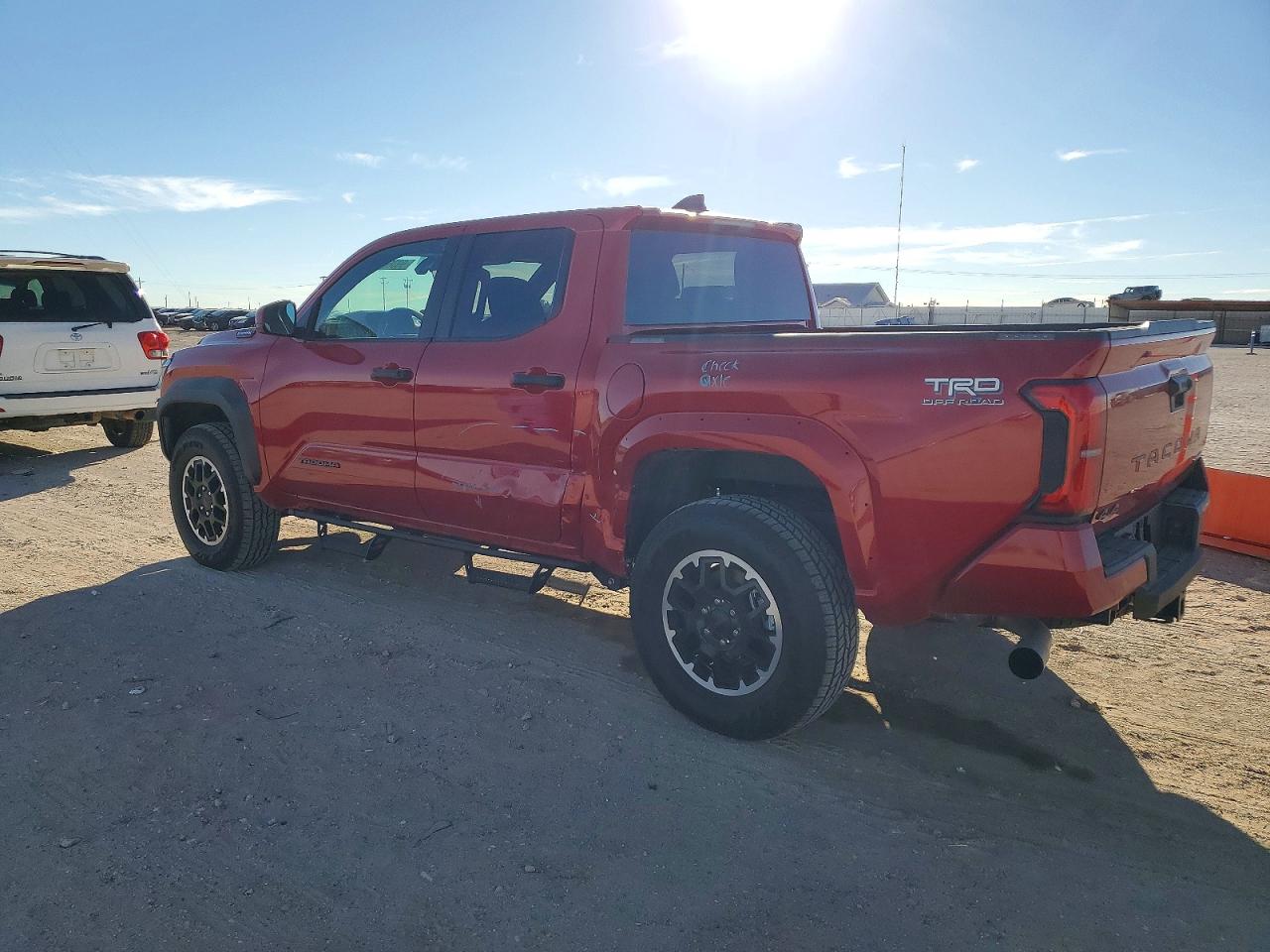 2025 TOYOTA TACOMA DOUBLE CAB photo 2