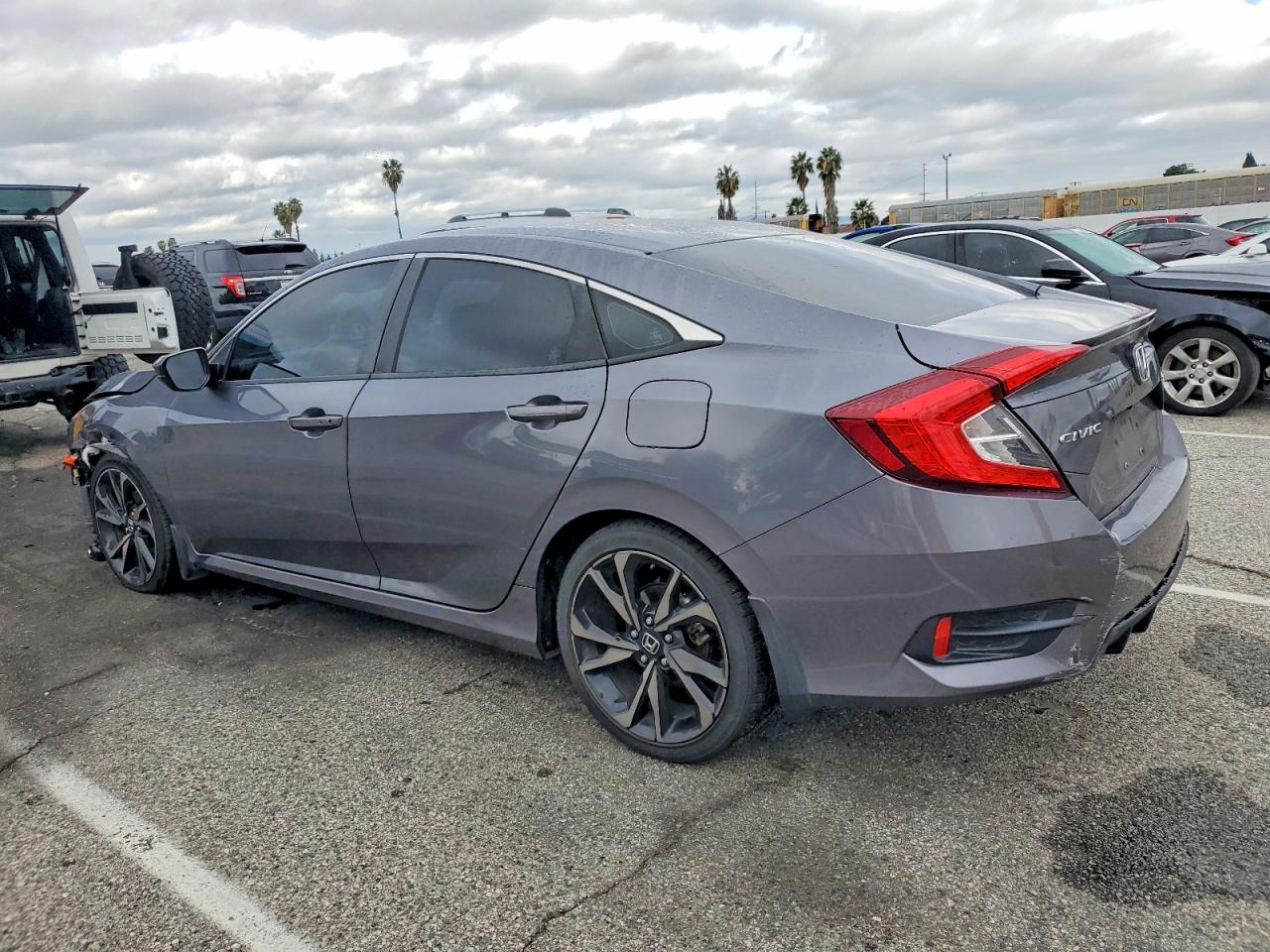 2020 HONDA CIVIC SPORT photo 2