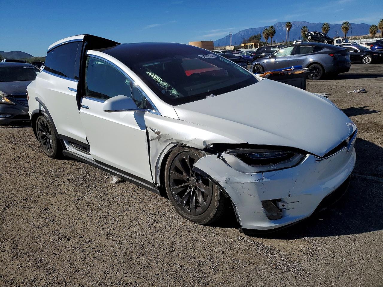 2018 TESLA MODEL X photo 4