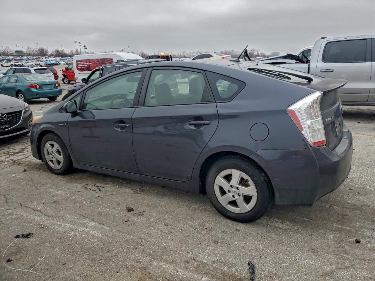 2010 TOYOTA PRIUS photo 2