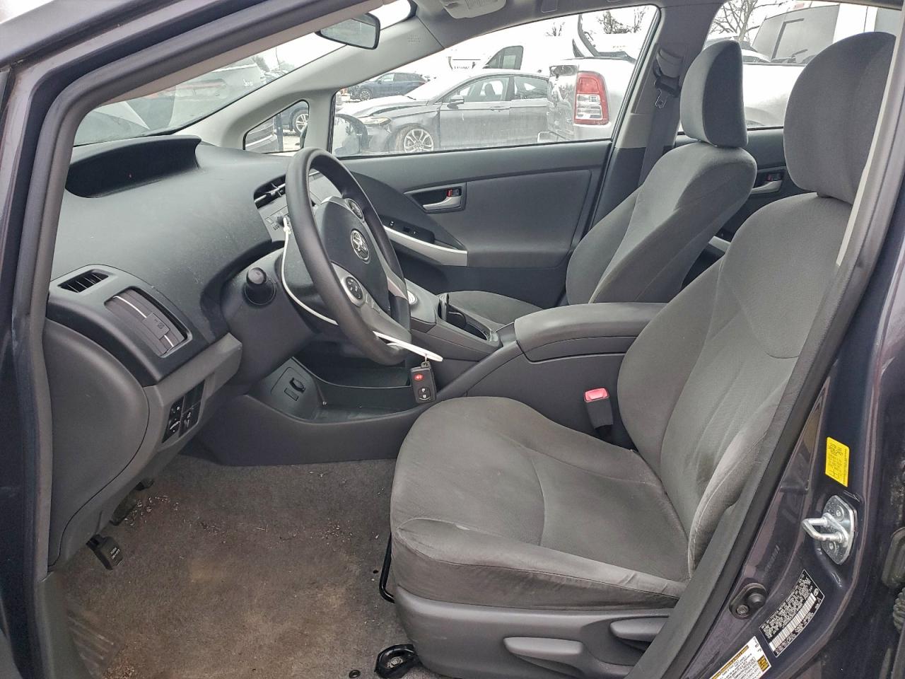 2010 TOYOTA PRIUS photo 7