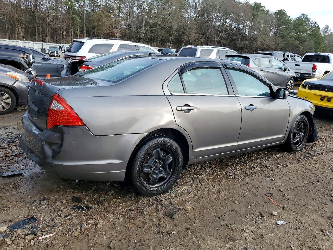 2010 FORD FUSION SE photo 3