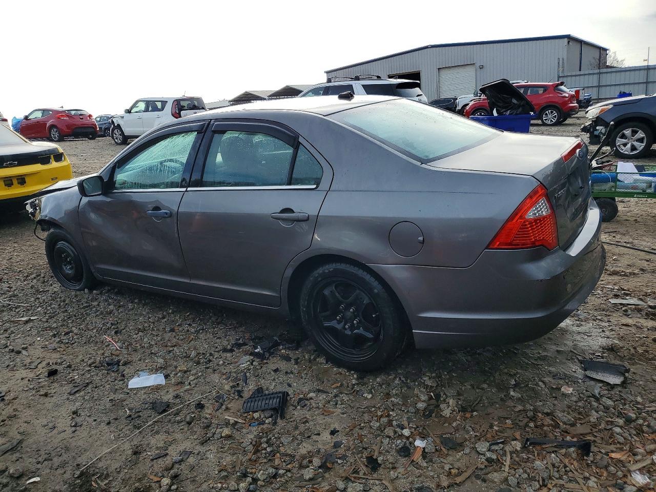 2010 FORD FUSION SE photo 2